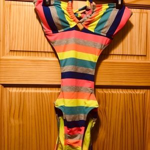 Hobie 1 PC bathing suit.